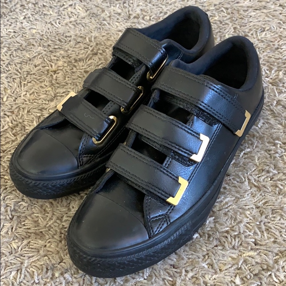 Converse with straps